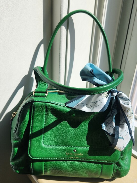 kate spade Handbags - Kate Spade Leila Medium Flap Leather Handbag EUC